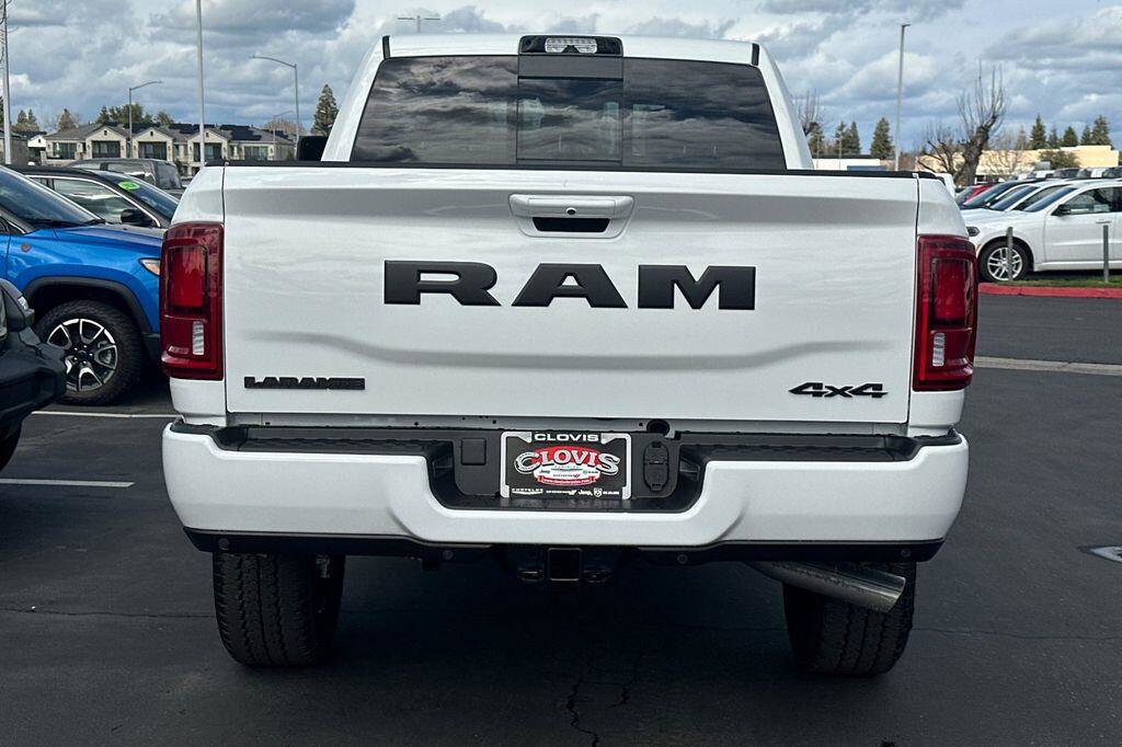 New 2026 RAM 3500 Laramie AWD/4WD image 5