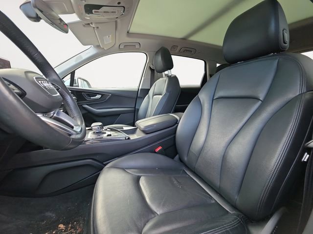 Used 2019 Audi Q7 3.0T Premium Plus w/ Premium Plus Package image 9
