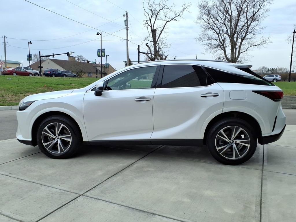 Used 2023 Lexus RX 350 Premium w/ Cold Area Package image 4