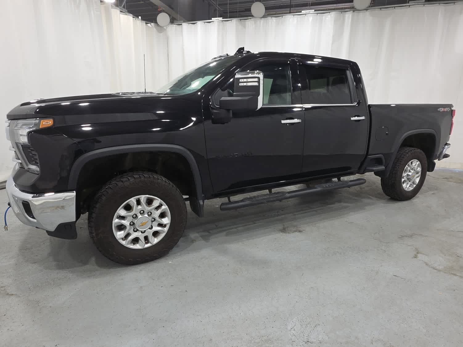 Certified 2024 Chevrolet Silverado 3500 LTZ w/ LTZ Premium Package AWD/4WD image 2