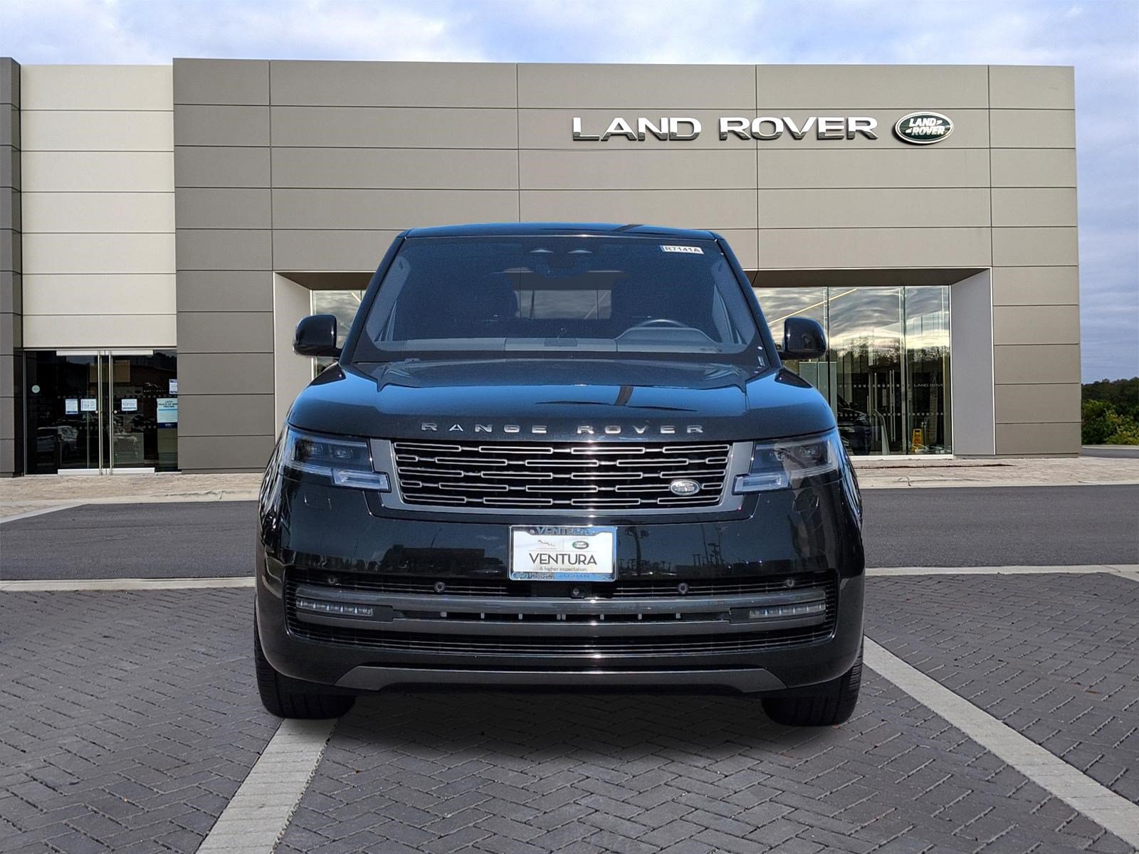 Certified 2023 Land Rover Range Rover SE AWD/4WD image 2