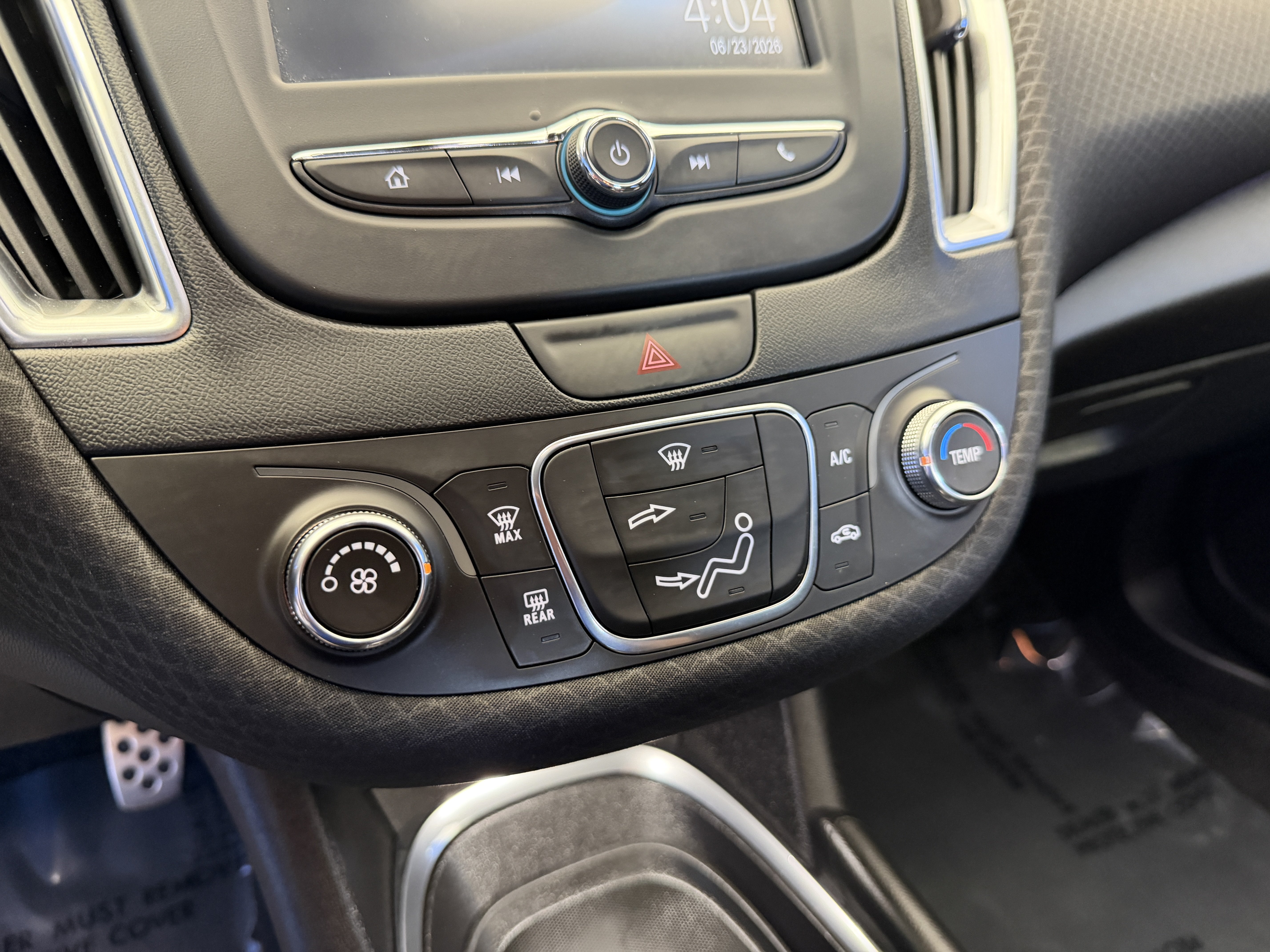 Used 2016 Chevrolet Malibu LT FWD image 21