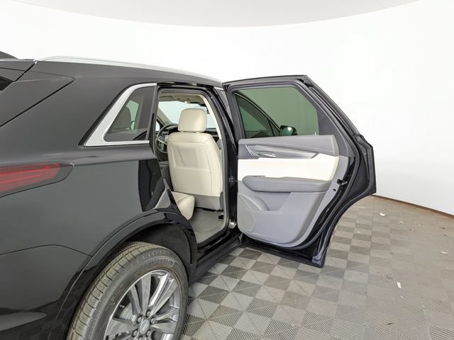 New 2026 Cadillac XT5 Premium Luxury w/ Driver Assist Package AWD/4WD image 31