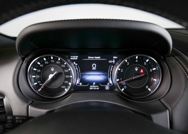 Used 2022 Maserati Levante Modena image 19