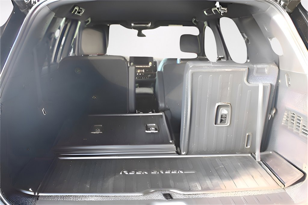 Used 2025 Nissan Pathfinder Rock Creek image 15
