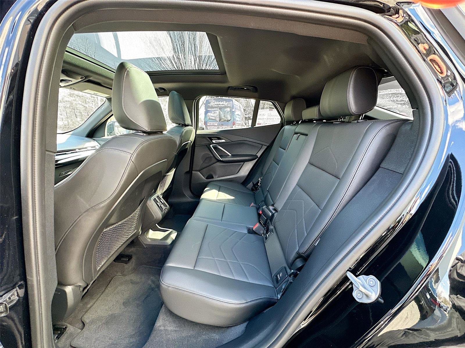 Certified 2024 BMW X2 xDrive28i w/ Convenience Package image 23