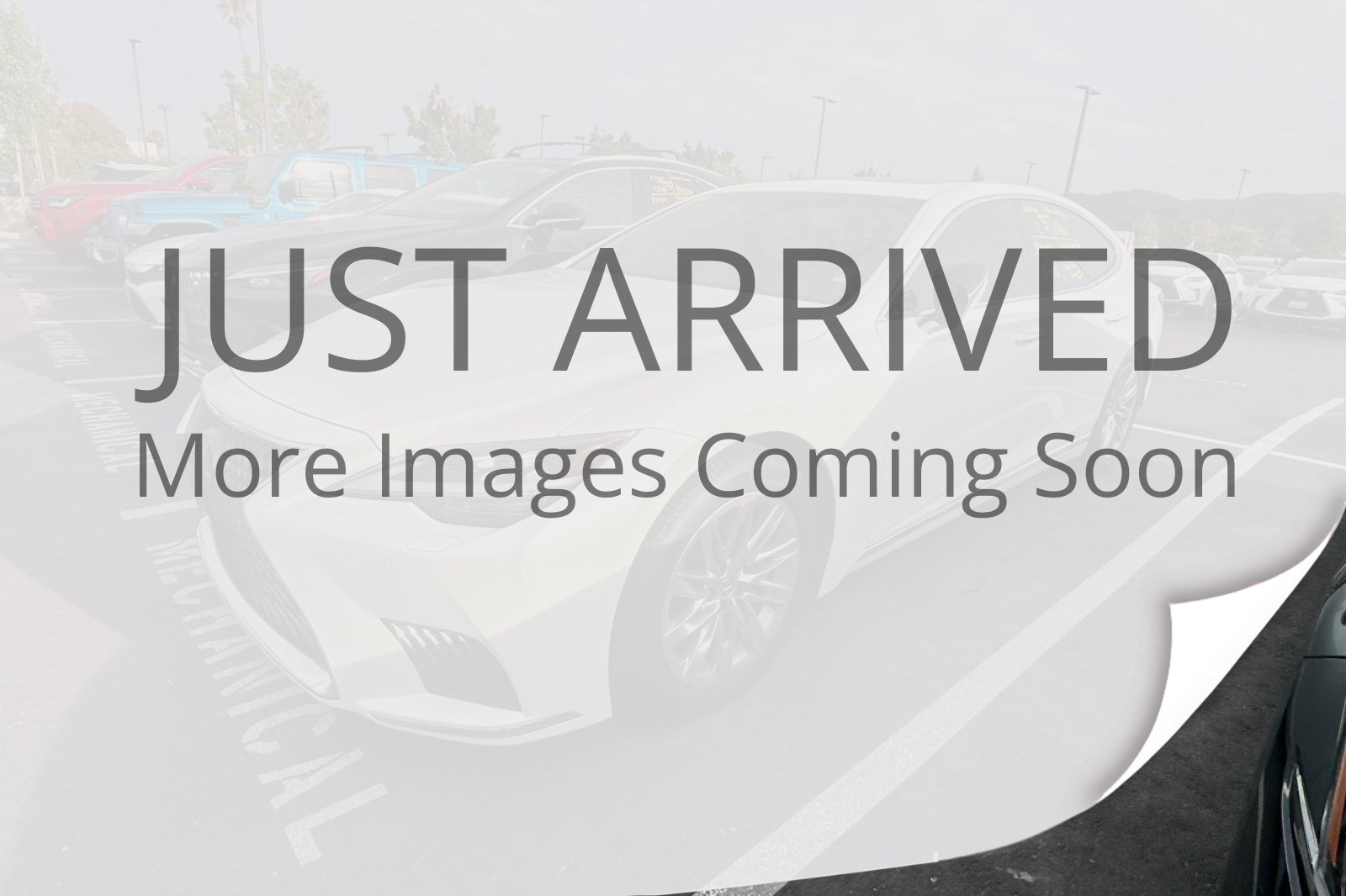 Used 2021 Lexus LS 500 w/ Accessory Package (Z2) RWD image 4