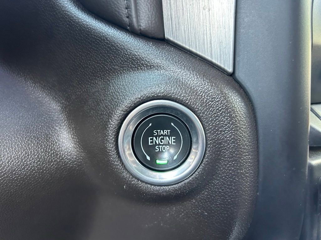 Used 2019 GMC Sierra 1500 Denali w/ Denali Ultimate Package AWD/4WD image 40