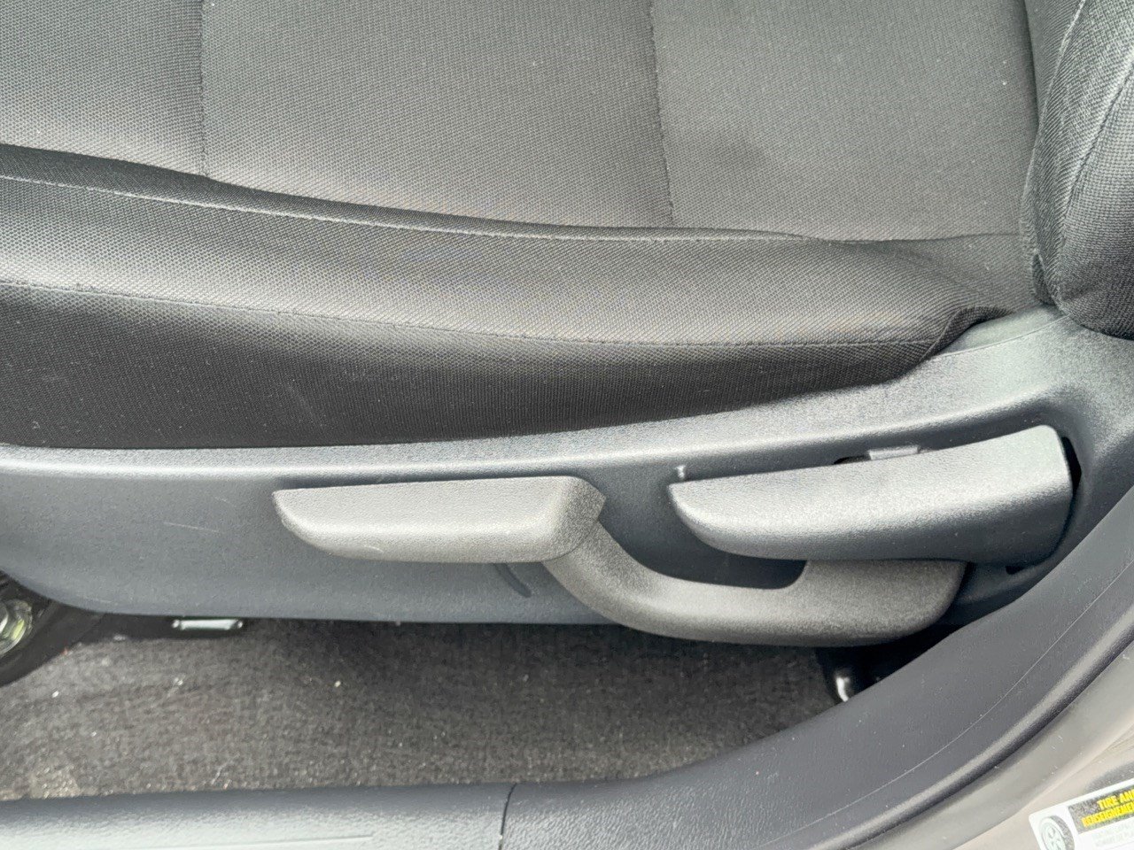 Used 2023 Nissan Kicks S FWD image 16