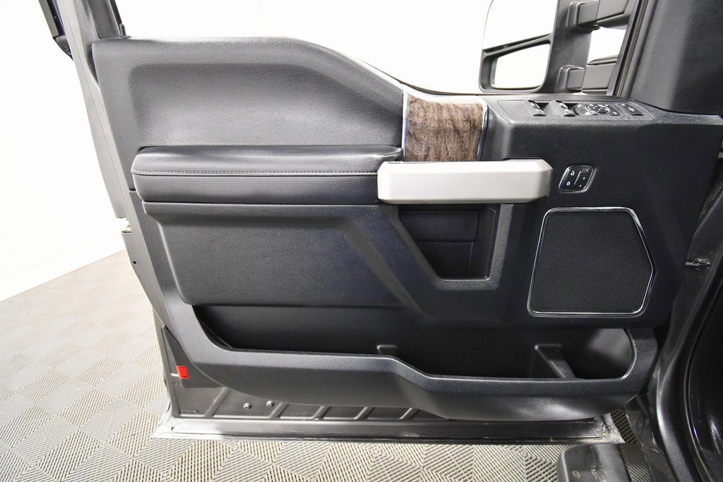 Used 2018 Ford F350 Lariat w/ FX4 4x4 Off Road Package image 13