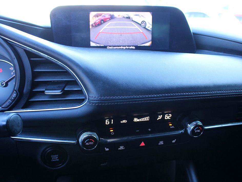 Used 2019 MAZDA MAZDA3 Hatchback w/ Premium Package image 14