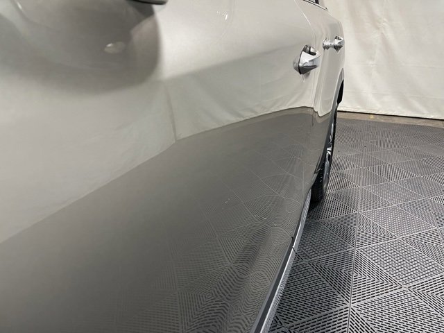 Used 2022 INFINITI QX60 Sensory image 32