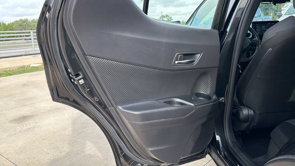 Used 2021 Toyota C-HR LE FWD image 23