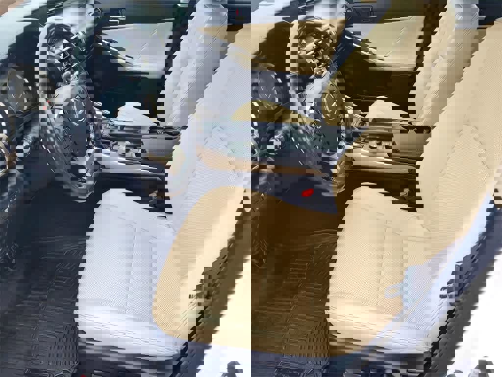 Used 2015 Lexus IS 250 image 14