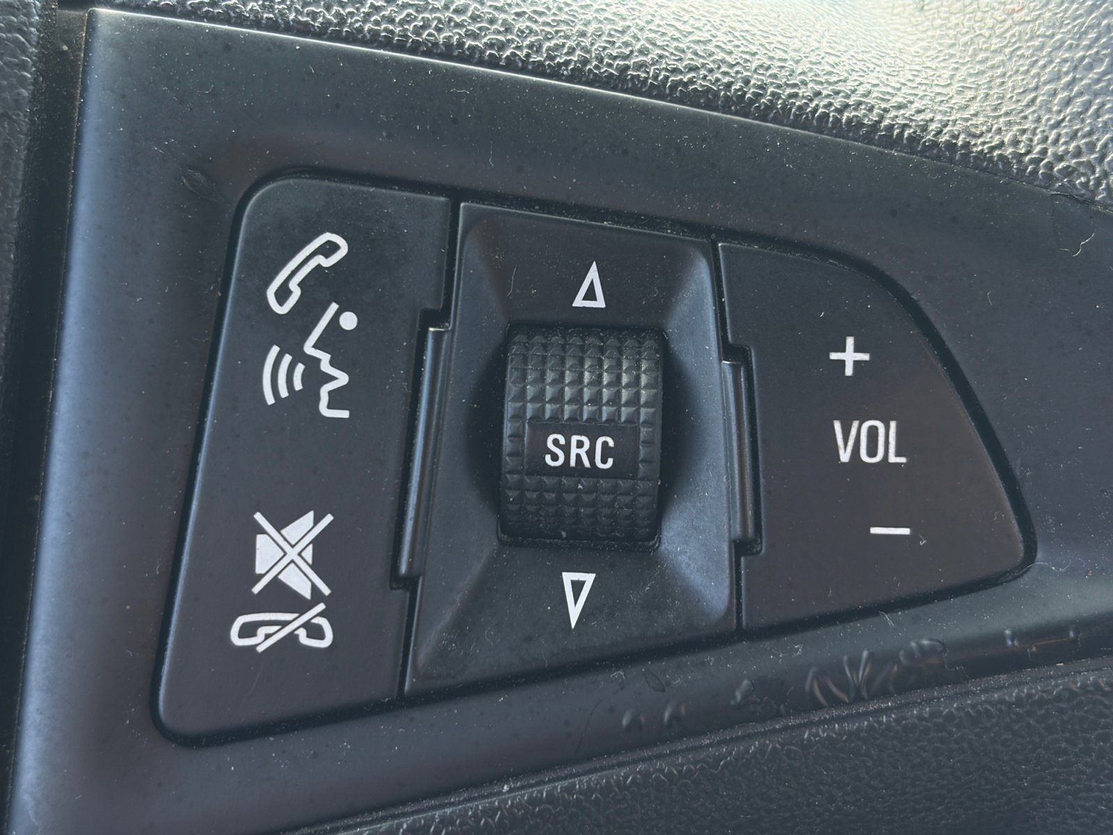 Used 2016 Chevrolet Equinox LS image 18