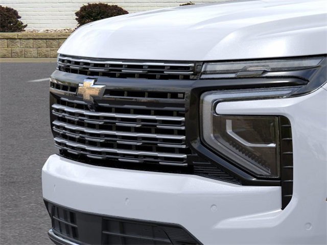 New 2026 Chevrolet Suburban High Country w/ Sun And Tow Package AWD/4WD image 13