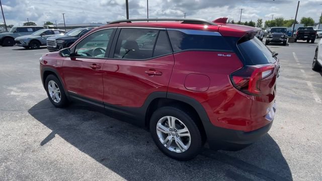 Used 2024 GMC Terrain SLE w/ Driver Convenience Package AWD/4WD image 8