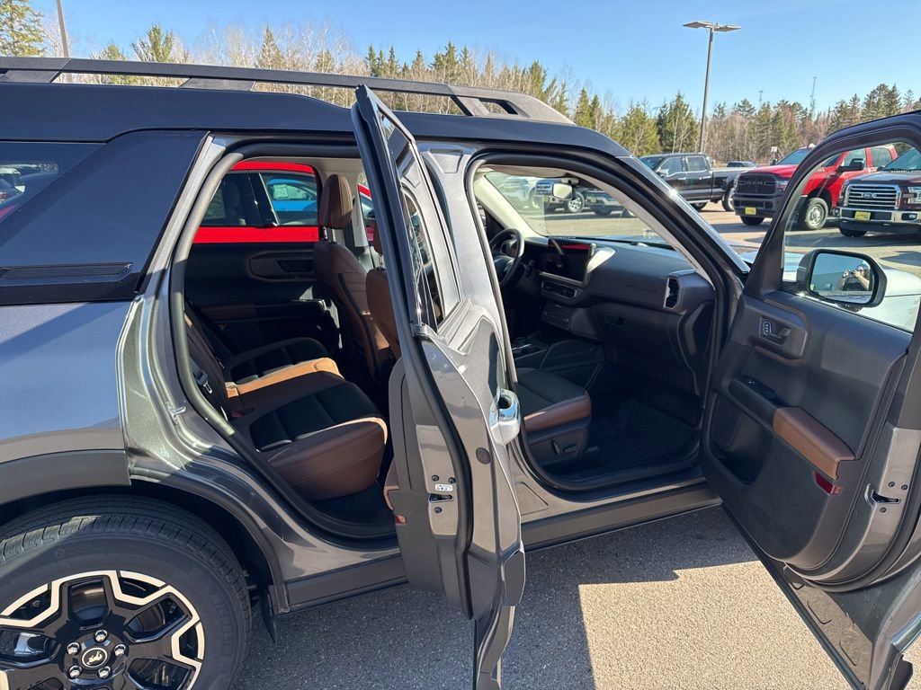 New 2025 Ford Bronco Sport Outer Banks w/ Outer Banks Tech Package+ AWD/4WD image 7