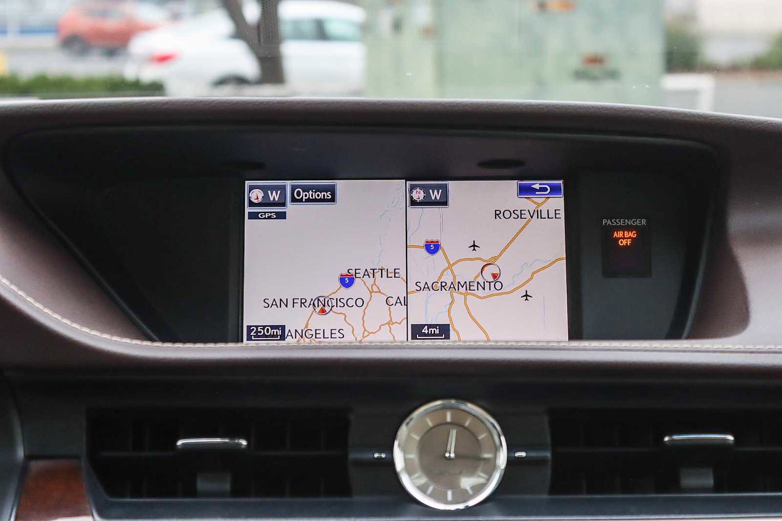 Used 2016 Lexus ES 300h image 13