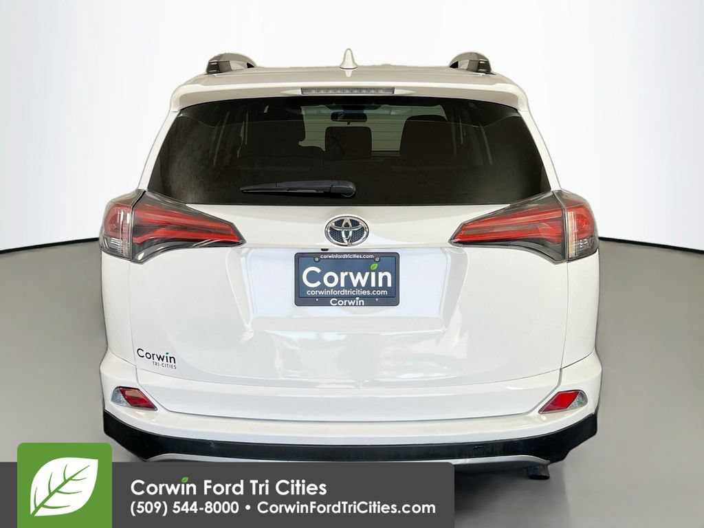 Used 2017 Toyota RAV4 XLE FWD image 13
