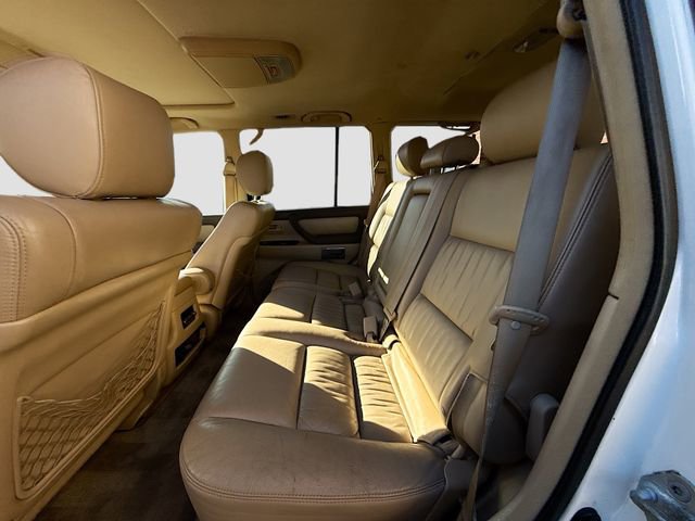 Used 2007 Toyota Land Cruiser w/ Convenience Pkg image 25
