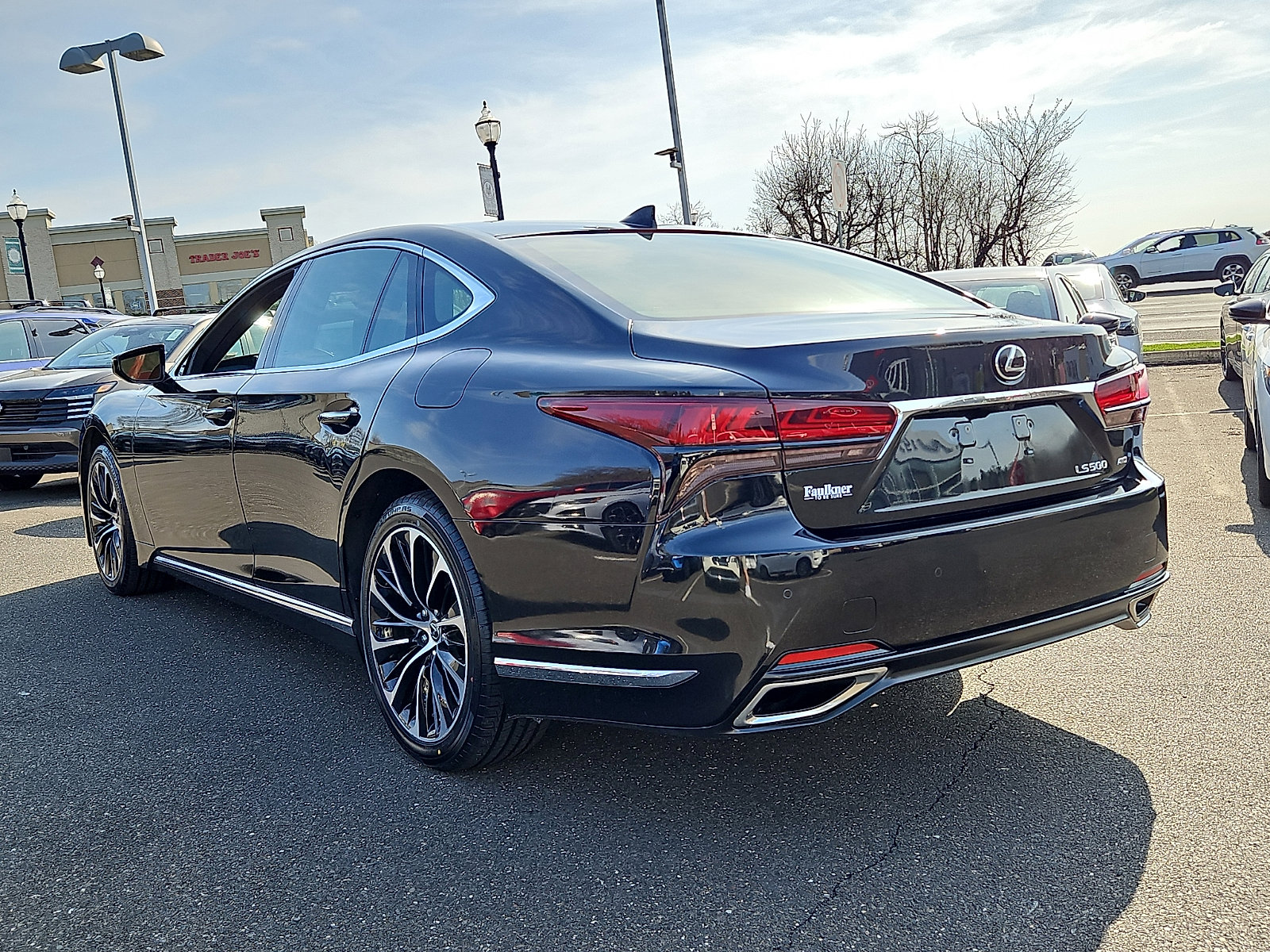 Used 2022 Lexus LS 500 AWD w/ Luxury Package image 4