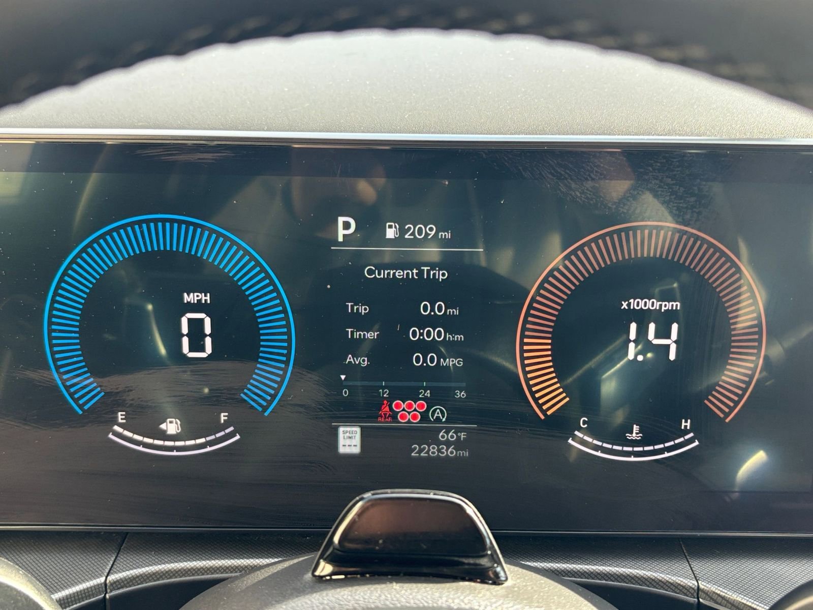 Used 2025 Hyundai Santa Fe SEL image 43