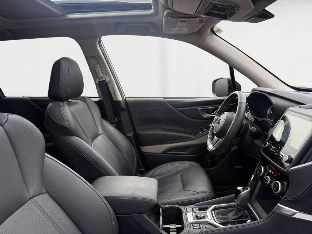 Used 2024 Subaru Forester Limited AWD/4WD image 16