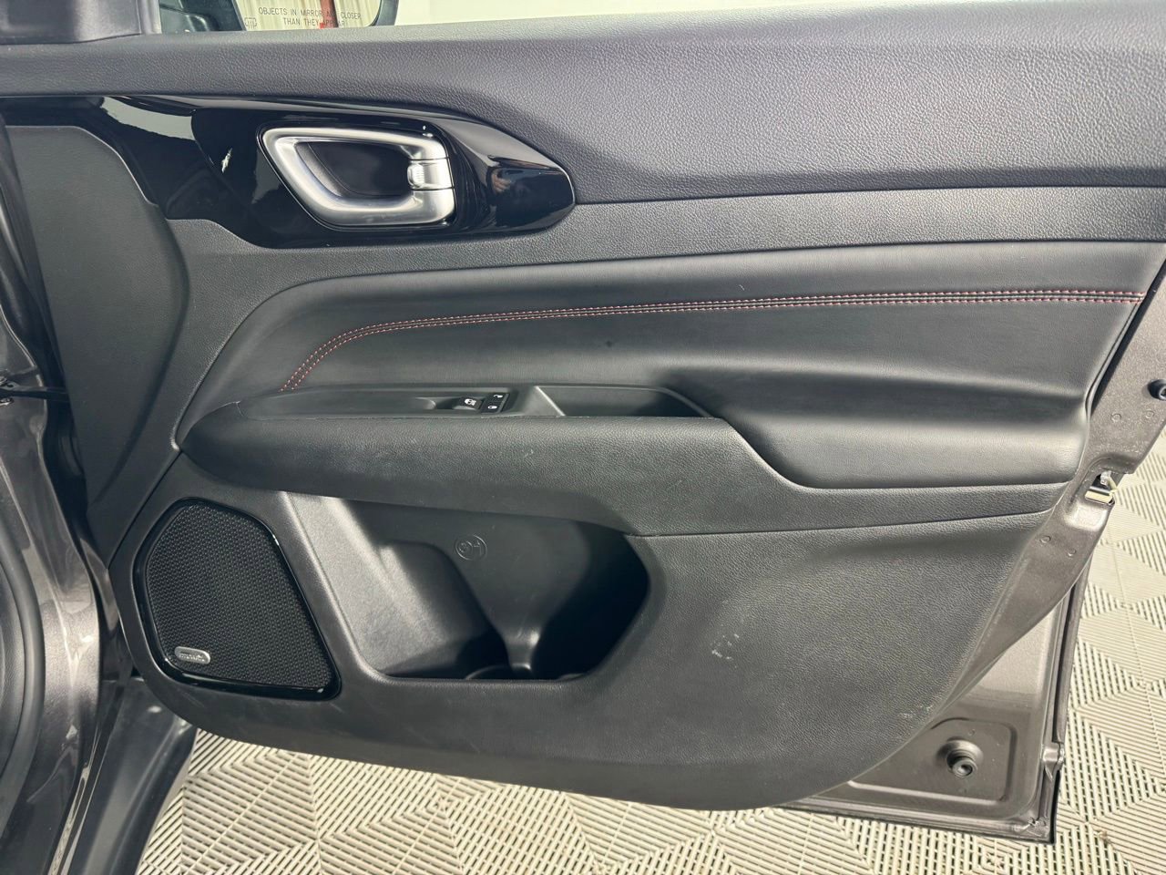 Used 2022 Jeep Compass Trailhawk w/ Trailhawk Elite Group image 31