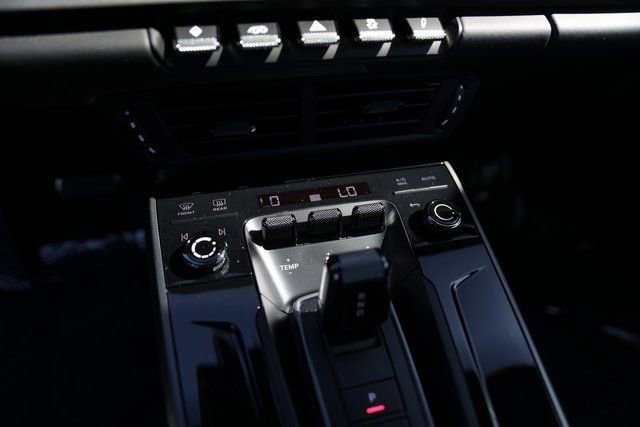 Certified 2025 Porsche 911 Carrera image 17