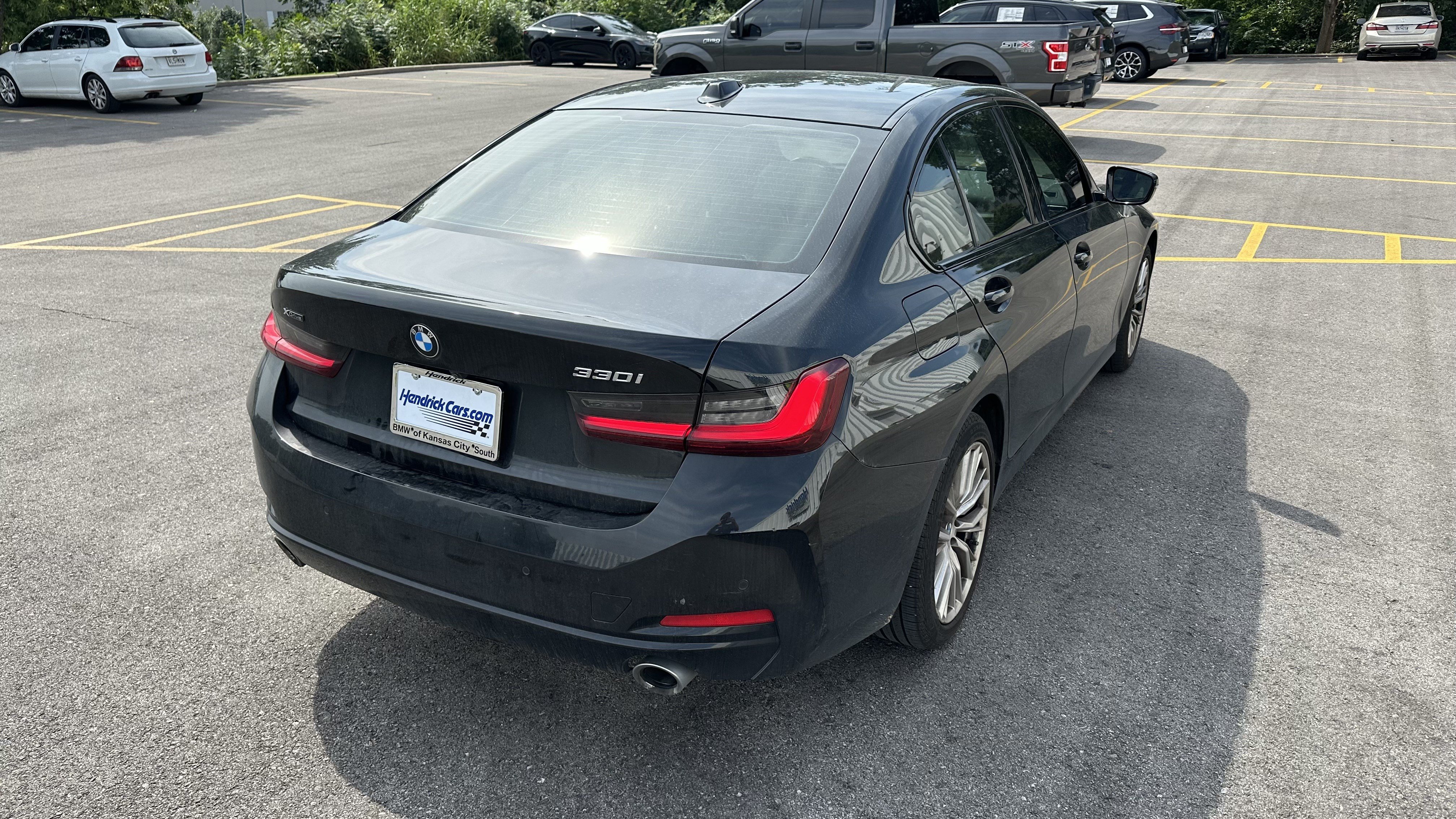 Certified 2023 BMW 330i xDrive Sedan w/ Premium Package AWD/4WD image 10