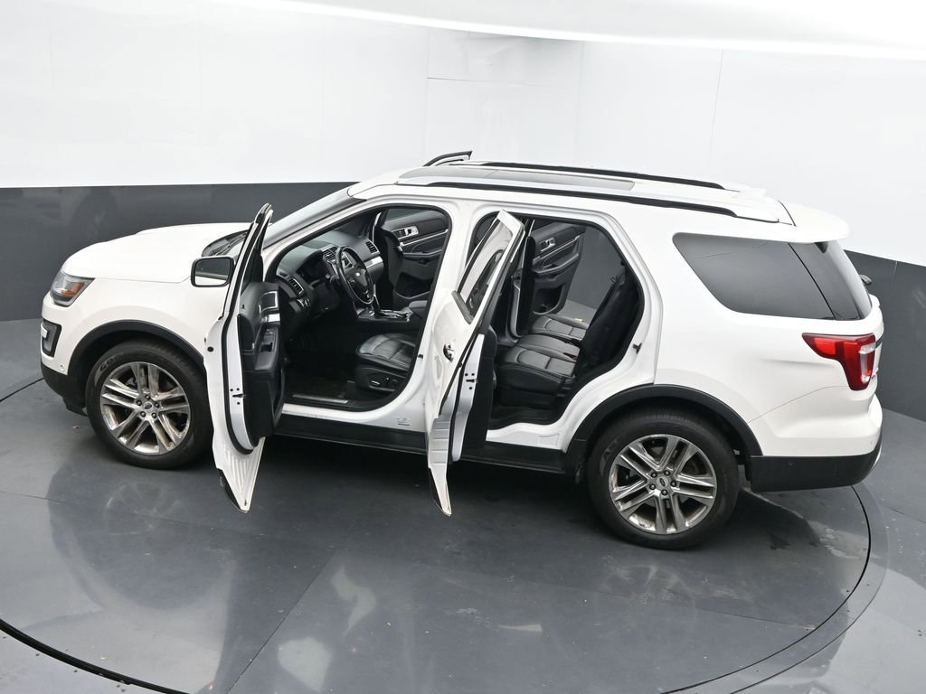 Used 2017 Ford Explorer Limited w/ Equipment Group 301A image 67