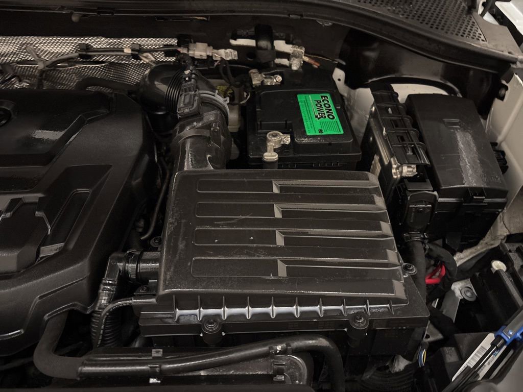 Used 2024 Volkswagen Tiguan SE image 23