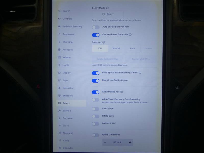 Used 2019 Tesla Model S 100D image 16