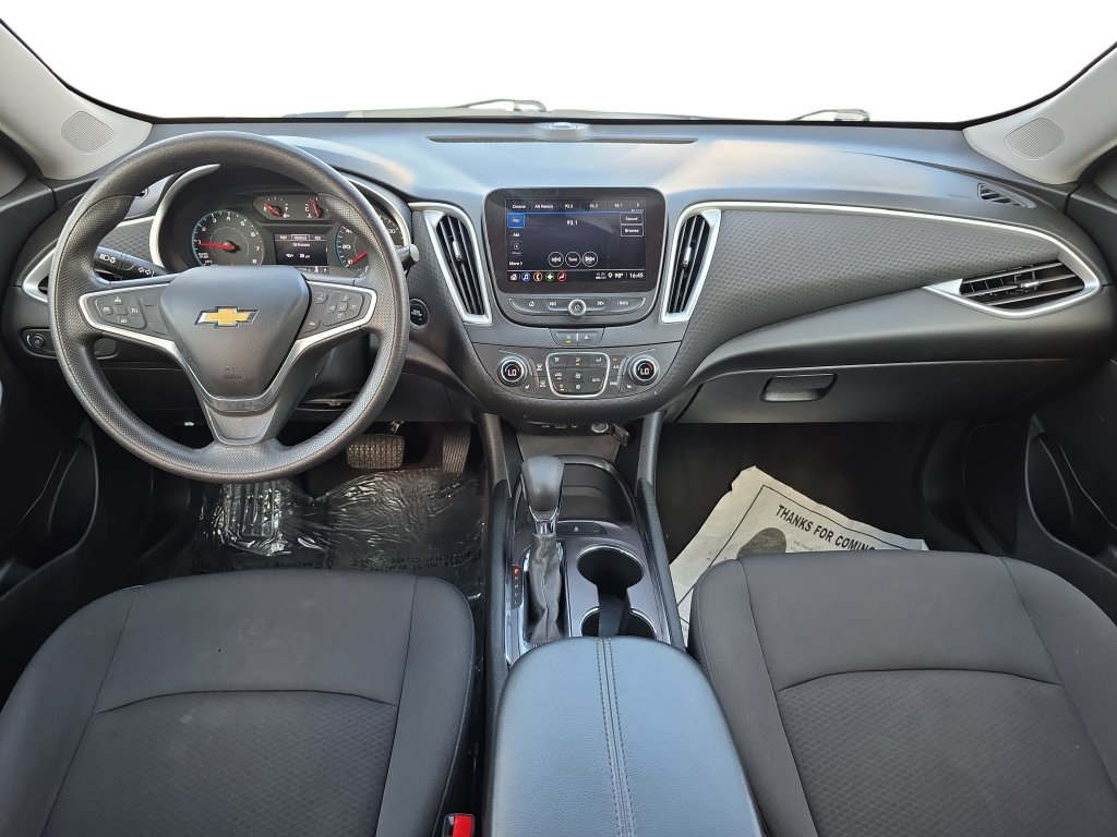 Used 2022 Chevrolet Malibu LT FWD image 11
