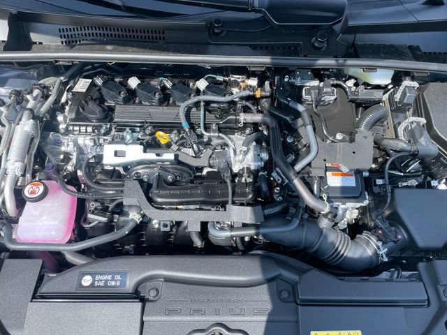 New 2026 Toyota Prius Plug-In Hybrid FWD image 32