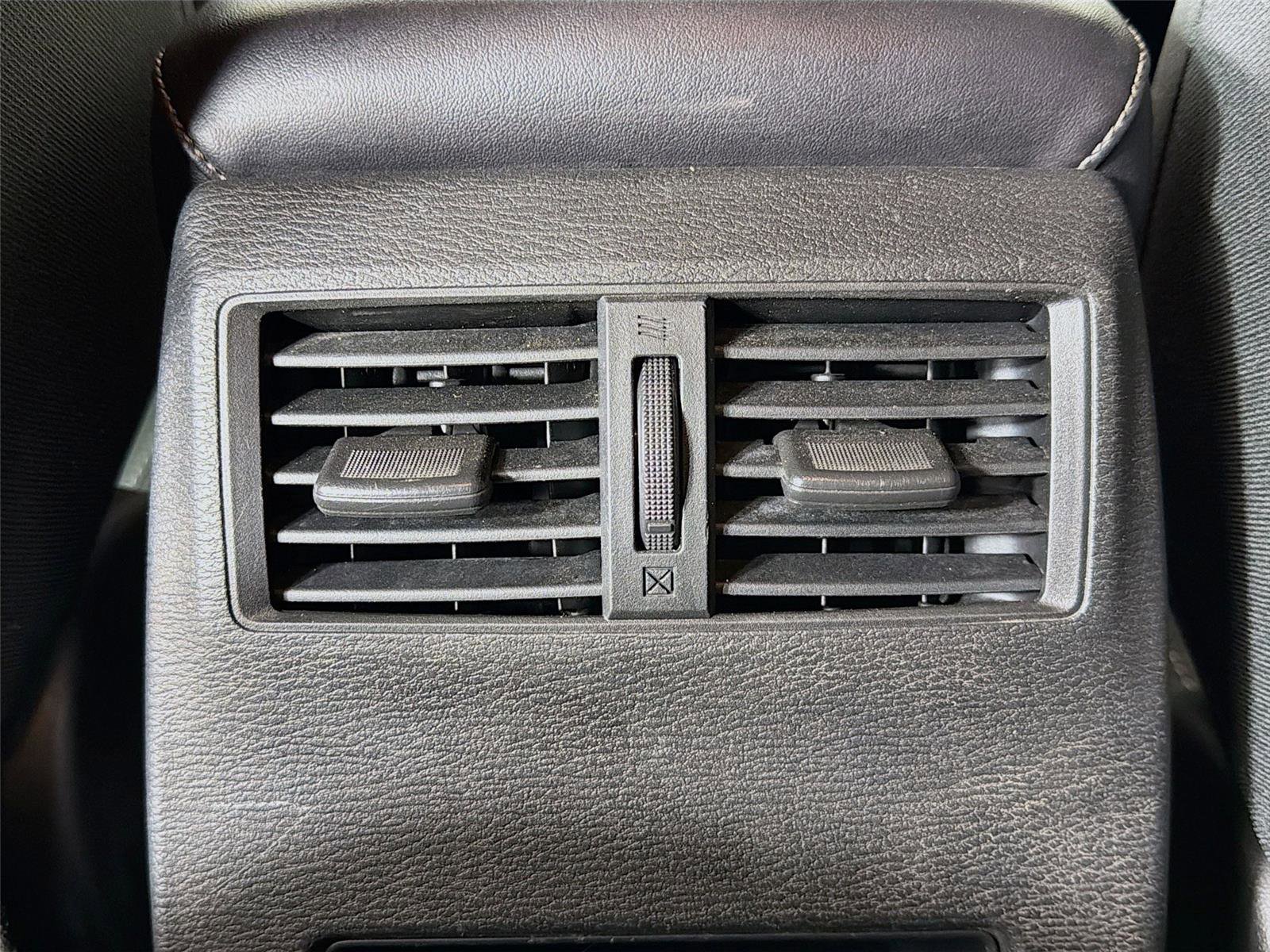 Used 2023 Mitsubishi Outlander ES AWD/4WD image 23