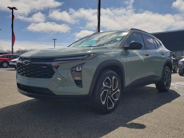 Used 2024 Chevrolet Trax RS w/ Driver Confidence Package image 8