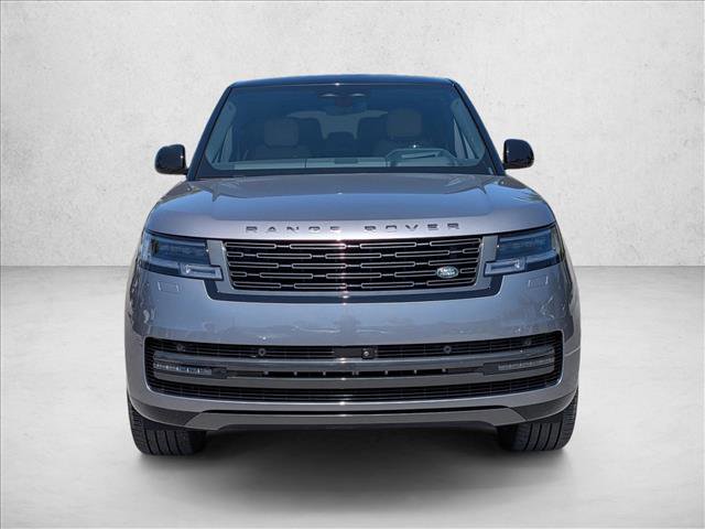 Used 2025 Land Rover Range Rover Long Wheelbase SE image 2
