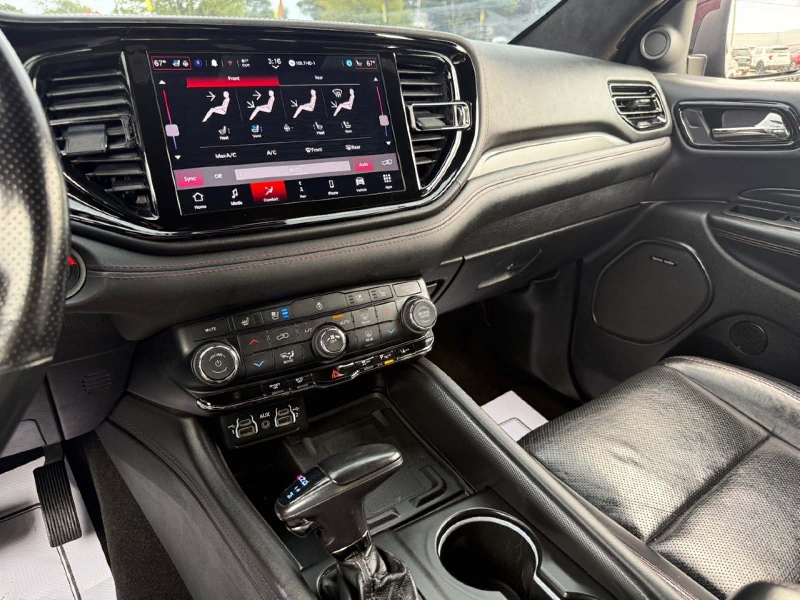 Used 2022 Dodge Durango R/T image 31