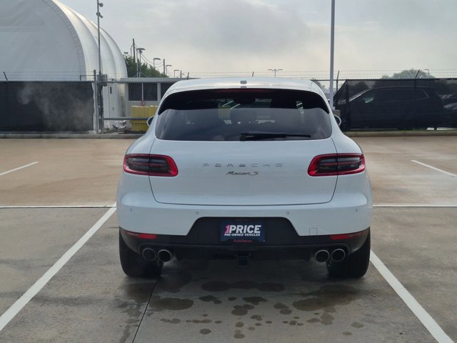 Used 2016 Porsche Macan S image 7