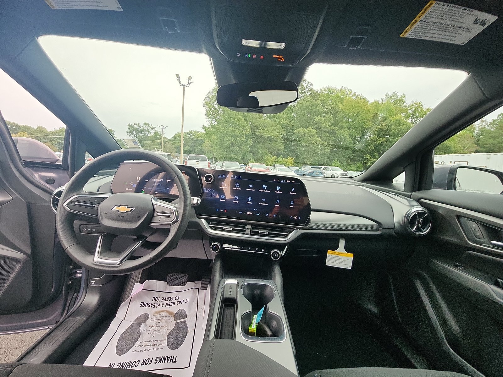 New 2026 Chevrolet Equinox EV LT FWD image 24