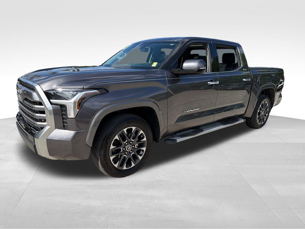 Used 2023 Toyota Tundra Limited w/ Power Package RWD image 5