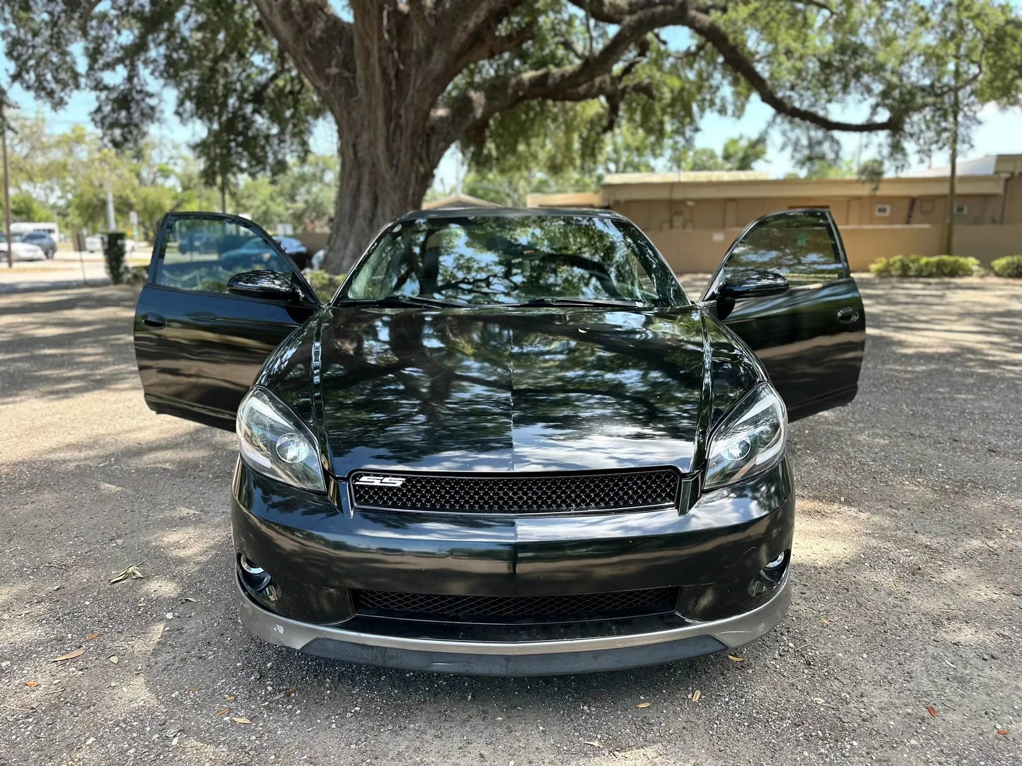 Used 2006 Chevrolet Monte Carlo SS w/ Convenience Package FWD image 2