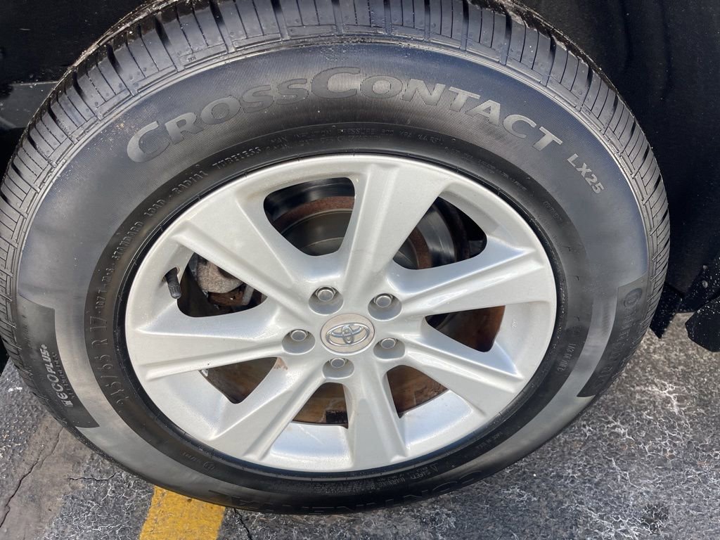 Used 2012 Toyota Highlander 4WD w/ Tech Pkg image 28