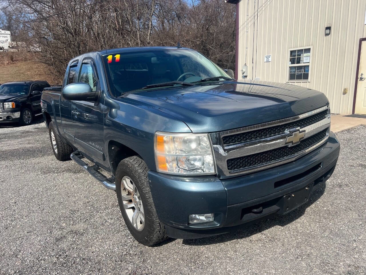 Used 2011 Chevrolet Silverado 1500 LTZ w/ LTZ Plus Package AWD/4WD image 1