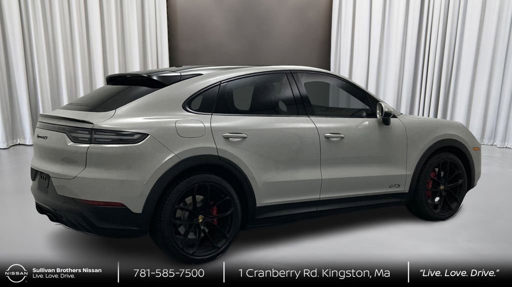 Used 2021 Porsche Cayenne GTS AWD/4WD image 5