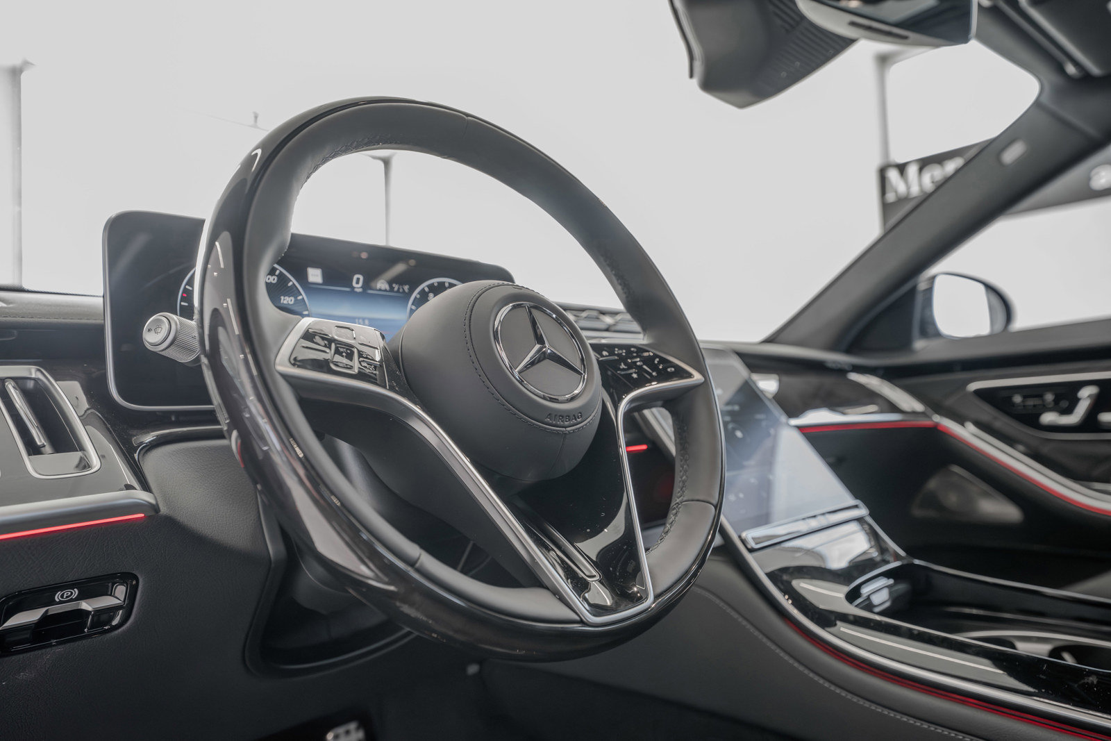 New 2025 Mercedes-Benz S 500 4MATIC image 7