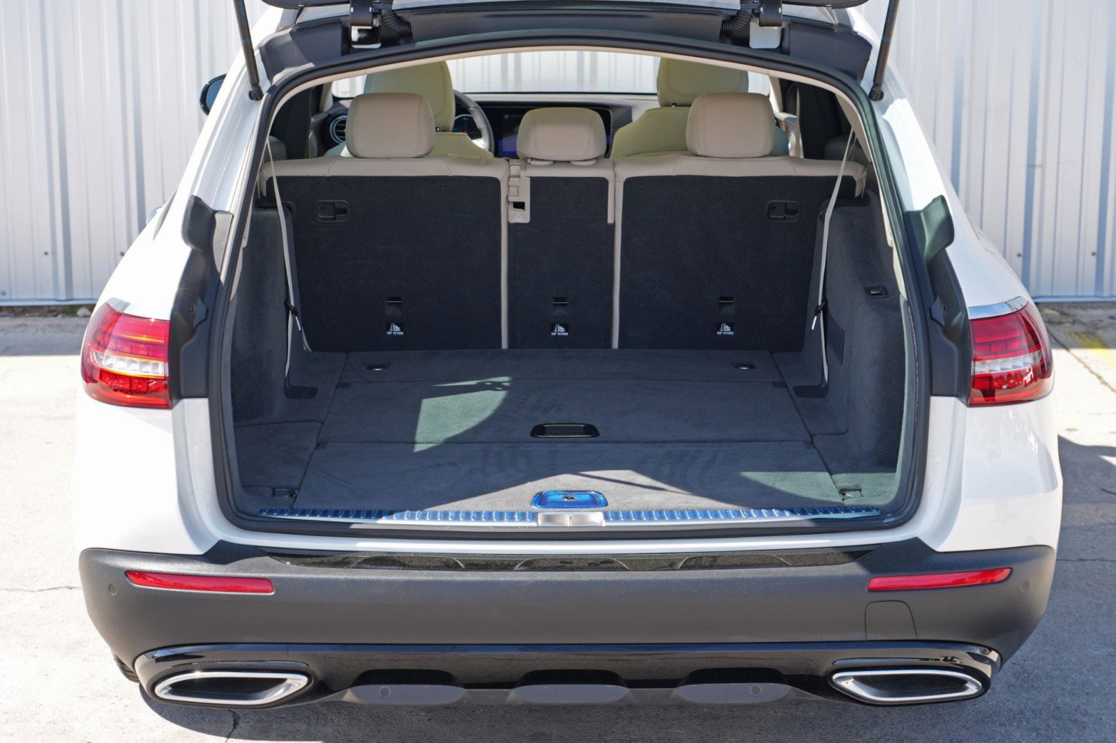 Used 2022 Mercedes-Benz E 450 4MATIC All-Terrain Wagon image 10