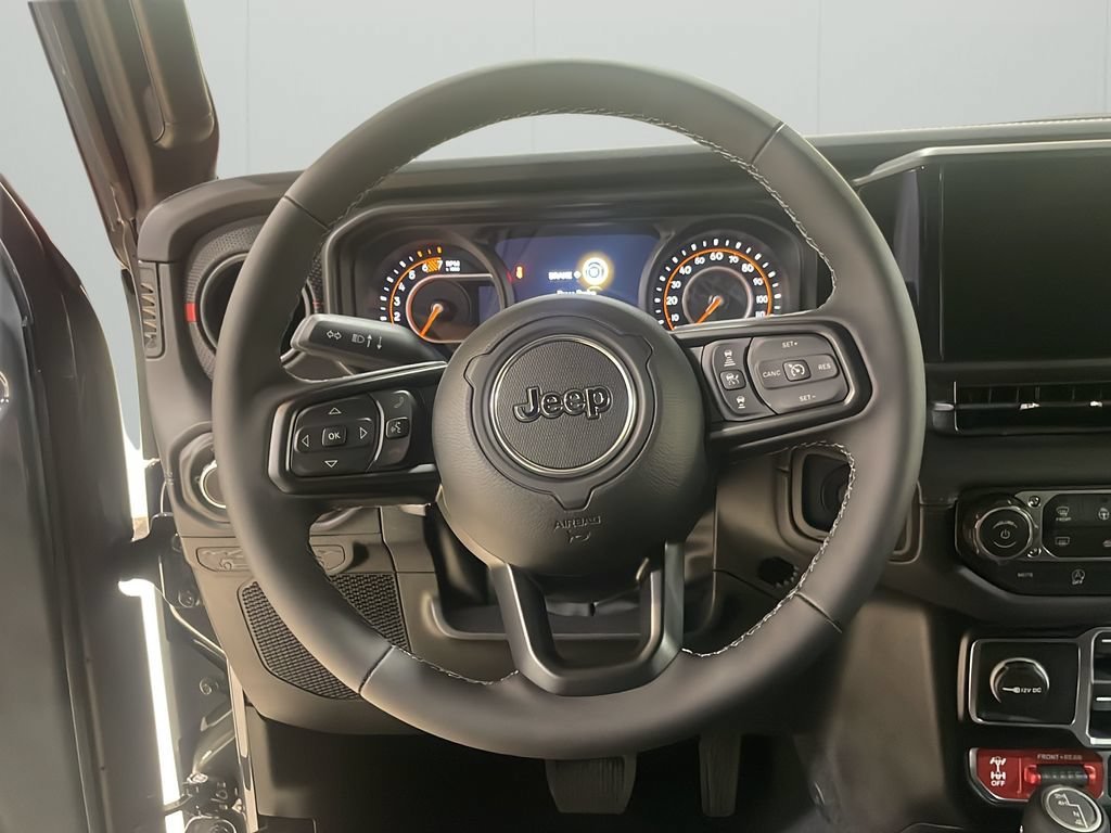 New 2026 Jeep Wrangler Unlimited Rubicon w/ Xtreme 35 Tire Package AWD/4WD image 18